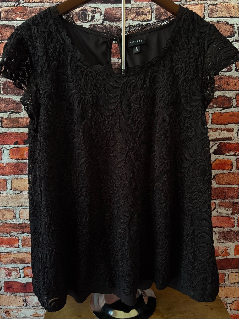 torrid Black Lace Cap Sleeve Lined Blouse Size 1X 14/16 Torrid 1